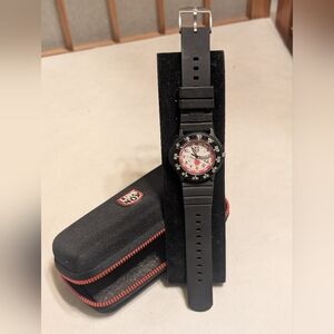 LUMINOX Watch Navy SEAL 3000 Series DIVER Red Cross Japan Tsunami Aid *imperfect